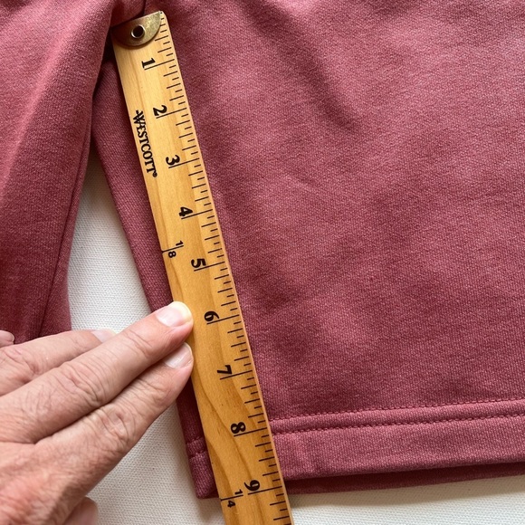 NWT Carhartt Men's Relaxed Fit Midweight Fleece Short Drawstring Back Zipper 🔥🔥 - Picture 2 of 7